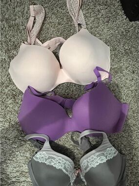 Victoria's Secret Seamless T-Shirt Bras - White, Purple, Gray